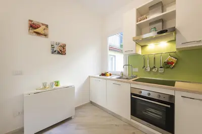Cucina o angolo cottura di Apartments Florence - Divina Apartment