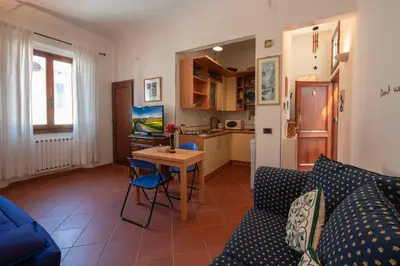 Cucina o angolo cottura di Vanni Apartment by Mamo Florence