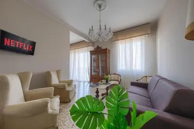 Area soggiorno di Esclusivo Appartamento Fiorentino 120MQ Netflix, Ac