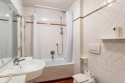 Bagno di GuestHost - Archi di San Frediano Lovely Apartment