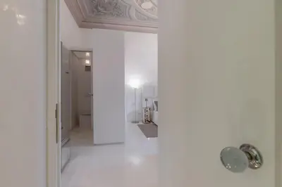 Bagno di Luxury Apartment with big terrace in Florence