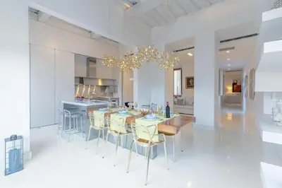 Cucina o angolo cottura di Luxury Apartment with big terrace in Florence