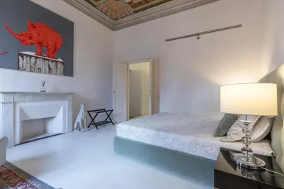 Letto o letti in una camera di Luxury Apartment with big terrace in Florence