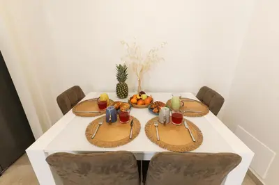 Cibo presso l'appartamento o nelle vicinanze