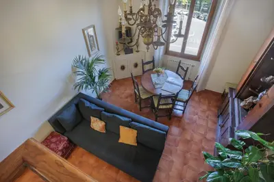 Area soggiorno di Oltrarno Tasso Apartment in Florence