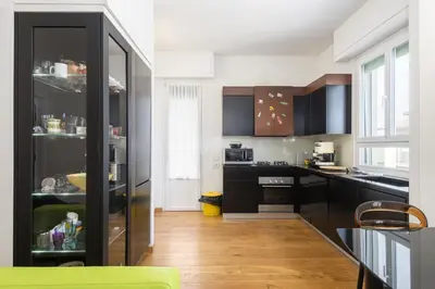 Cucina o angolo cottura di UNYCA - Florence Modern Apartment