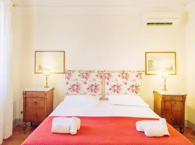 Letto o letti in una camera di Residenza Ardengo - Renaissance palace near Duomo