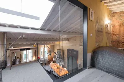 Area soggiorno di Unique 100 sqm design flat in Oltrarno