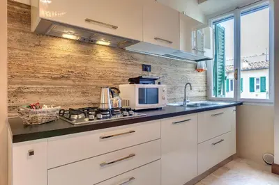 Cucina o angolo cottura di Ridolfi Apartment by Mamo Florence
