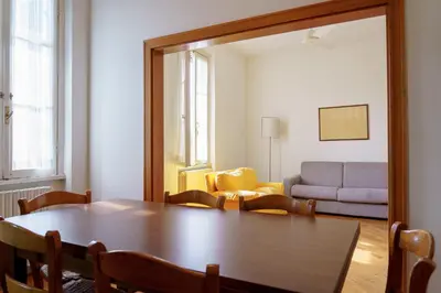 Area soggiorno di Spacious and pleasant 2-BR apt