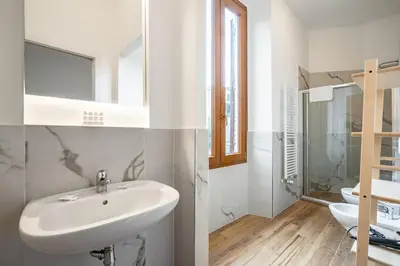 Bagno di GuestHost - Casa di Ebe - Campo di Marte Flat with Balcony
