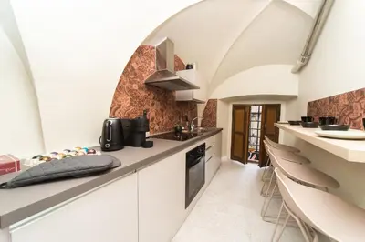 Cucina o angolo cottura di UNYCA - Florence Renaissance Apartment