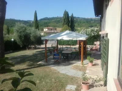 Paesaggio naturale nelle vicinanze della villa