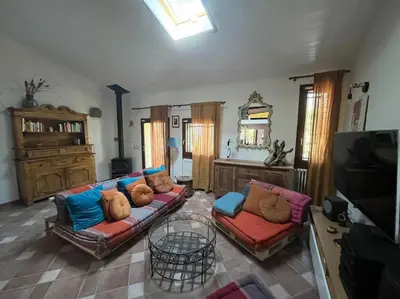Area soggiorno di Serenità a 2 passi da Firenze