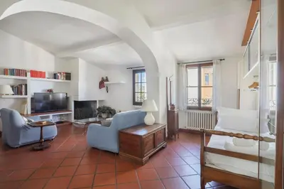 Area soggiorno di Bright Last-Floor Apartment with Terrace