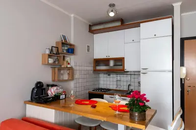 Cucina o angolo cottura di Mosse Teatro Apartment by Mamo Florence