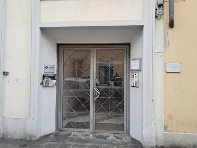 Facciata o entrata di Mosse Teatro Apartment by Mamo Florence