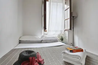 Letto o letti in una camera di Firenze Central Room For Rent
