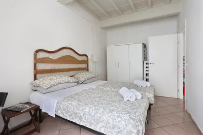 Letto o letti in una camera di Firenze Central Room For Rent