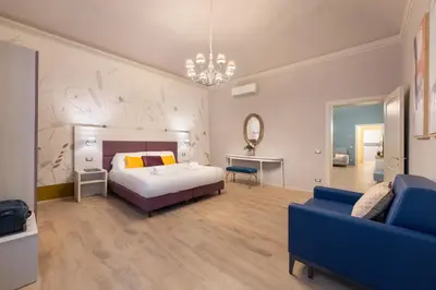 Letto o letti in una camera di Via Santa Reparata, 1 - 2nd floor - Stunning and Spacious 10 min to Historic Center