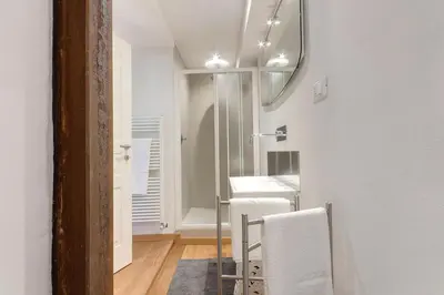 Bagno di Vista sul Duomo di Firenze - Comfort e Charme nel Cuore della Città