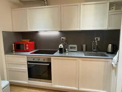 Cucina o angolo cottura di La Delizia, giardino e parcheggio privato, Firenze