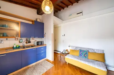 Cucina o angolo cottura di Apartment well connected to the centre