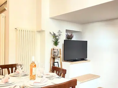 TV o dispositivi per l'intrattenimento presso Azeglio Apartment By San Firenze Collection