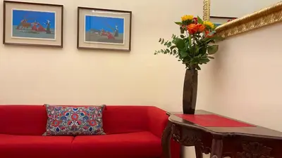 Area soggiorno di Luxury Apartment with 2 Bedrooms - Florence City Center - Residenza Michelangelo