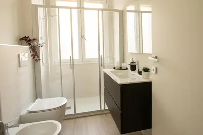 Bagno di Mias flat by DomusDimore