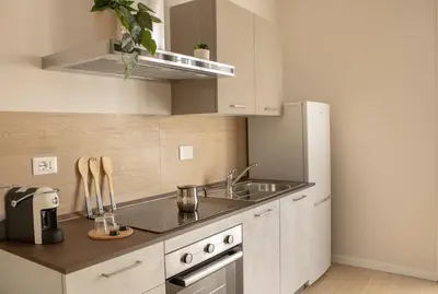 Cucina o angolo cottura di Mias flat by DomusDimore