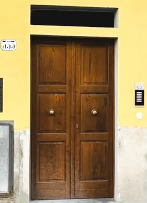 Planimetria di Red Lily Apartment