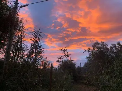Alba o tramonto visti dall'interno dell'appartamento o dai dintorni