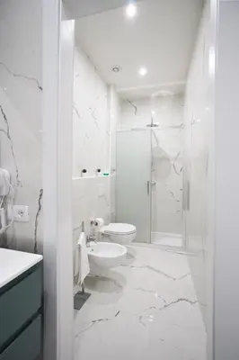 Bagno di Foster Apartments b&b