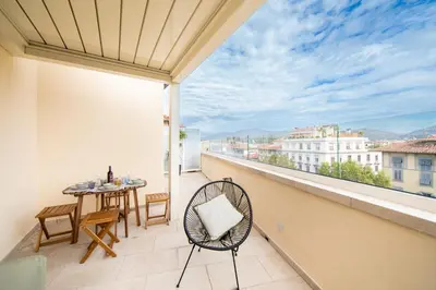 Balcone o terrazza di Attico di Lusso vista Duomo a 2 passi dal centro