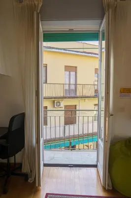 Piscina di Cozy 1-BR Near Ponte Vecchio o nelle vicinanze