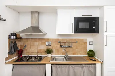 Cucina o angolo cottura di UNYCA - Florence Central Market Apartment 2