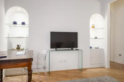 TV o dispositivi per l'intrattenimento presso UNYCA - Ponte Vecchio Florence Apartment
