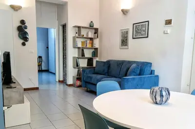 Area soggiorno di Snuggly Blue Home