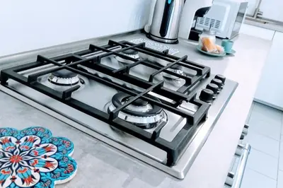 Cucina o angolo cottura di Snuggly Blue Home