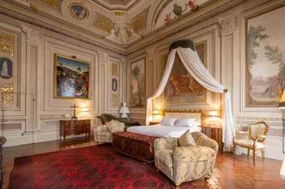 Letto o letti in una camera di Ricasoli Luxury Palace