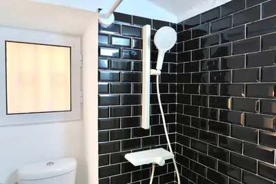 Bagno di Charming Garden Home, 10 min Walk to Duomo