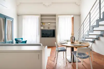 TV o dispositivi per l'intrattenimento presso The Tornabuoni Palace By San Firenze Collection