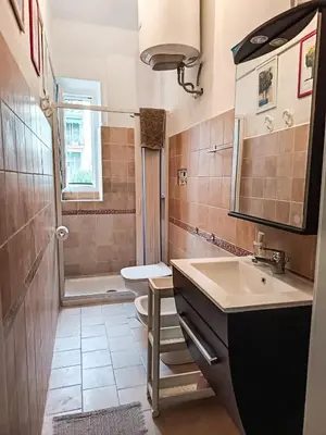 Bagno di Cozy art studio