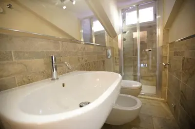Bagno di Ampio bilocale centralissimo, Firenze