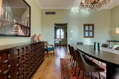 Area soggiorno di Vespucci Luxury Apartment with Amazing View by Mamo Florence