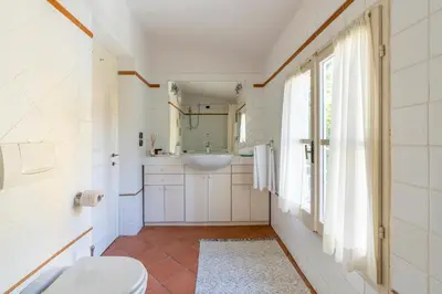 Bagno di Private Jacuzzi - Villa Bellosguardo in Florence Historic Center