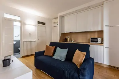 Cucina o angolo cottura di GuestHost - Florence Cozy Apartment with Small Terrace