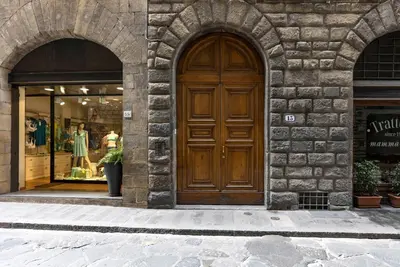 Facciata o entrata di San Jacopo Loft