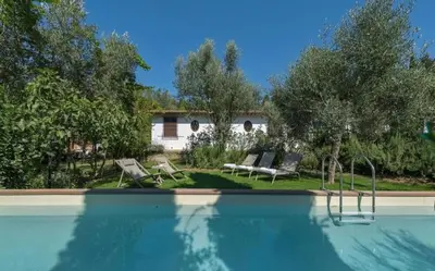 Piscina di Villa Gelly o nelle vicinanze